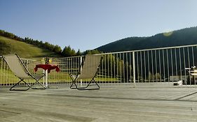 Hotel Kube