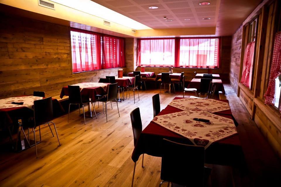 Hotel Kube Folgaria Exteriér fotografie